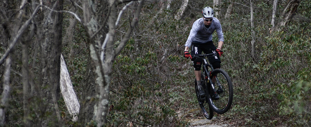 STICKER, HELMET, RED/WHITE, PR